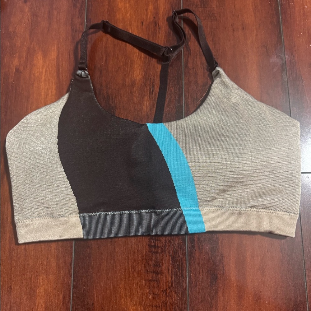 Fabletics T-back Low Impact Sport Bra